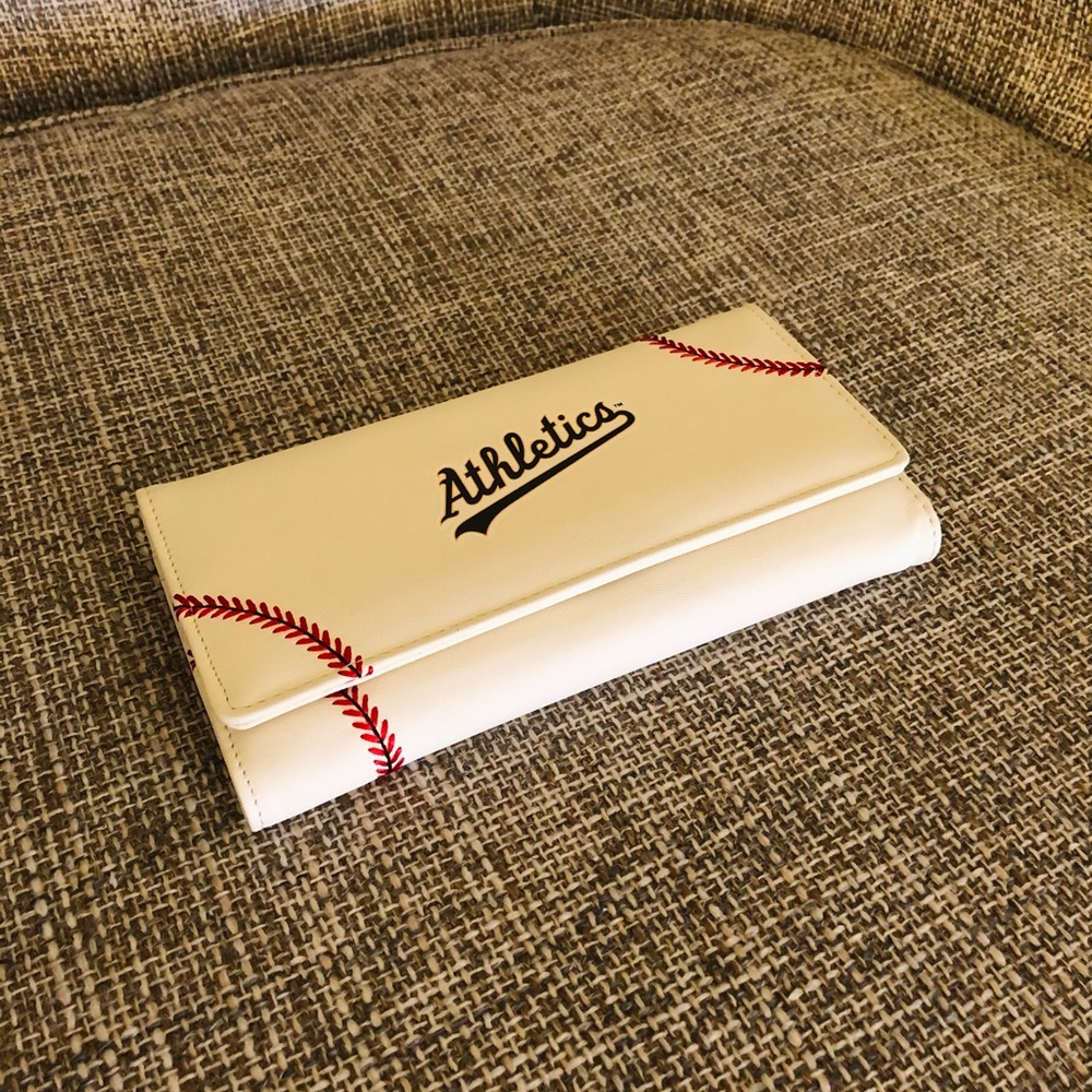 Oakland A’s Wallet